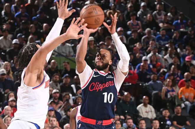 快船力克尼克斯登顶西部第八 加兰23+7+10助球队双