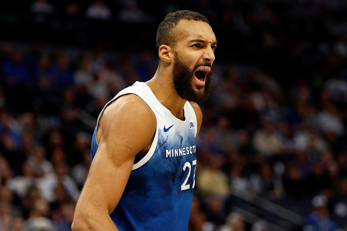 火箭加时赛遭森林狼逆转，防守大战成焦点