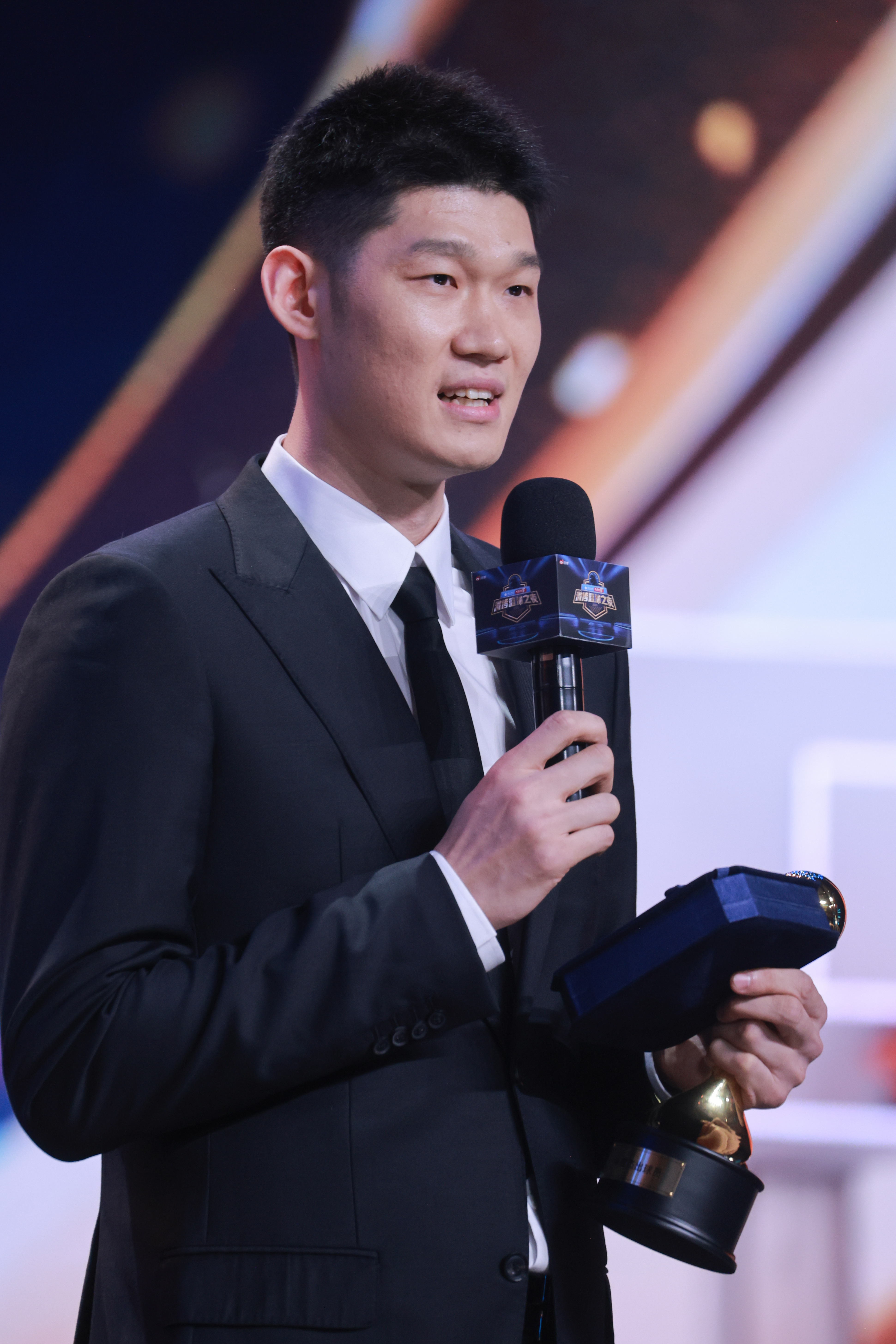 胡金秋：为中国篮球拼尽全力，愿中国篮球未来