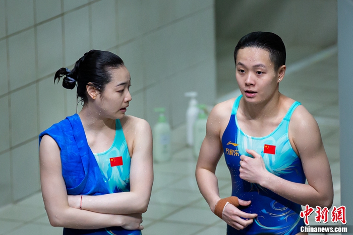 陈芋汐在世界跳水世界杯总决赛独揽三金，成就